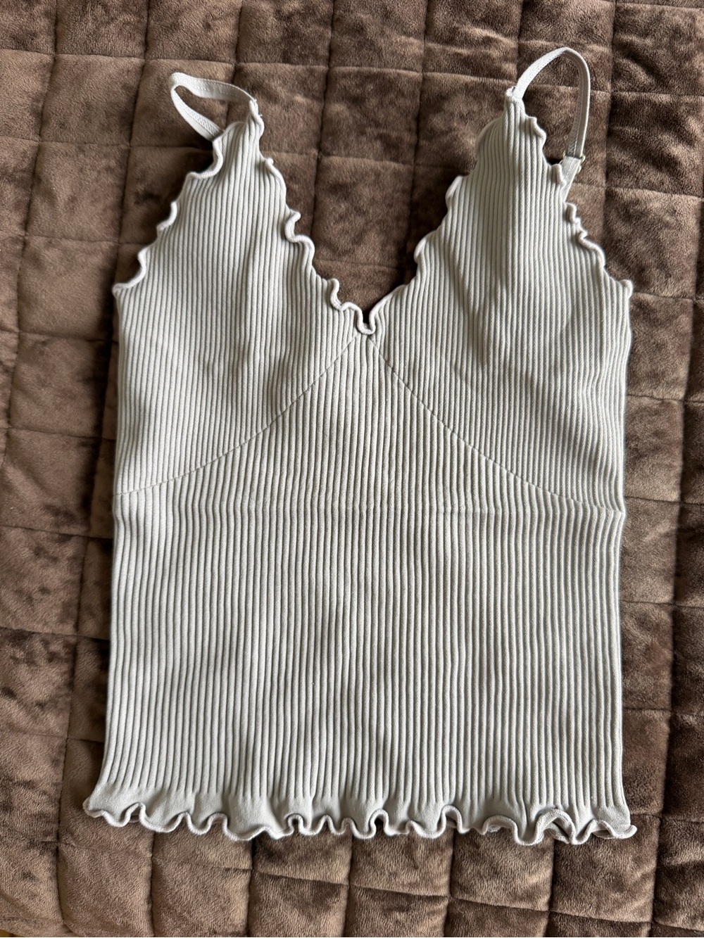 Ribbed Scallop-Edge Tank Top